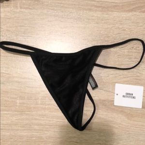 T string thong